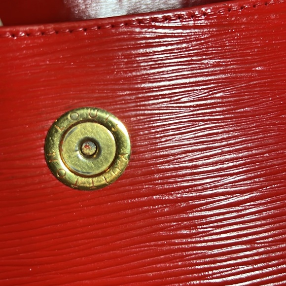 GUC Louis Vuitton Vintage Red Epi Micro Bag - Picture 5 of 8